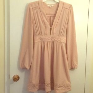 Like new long sleeved dress with flare.